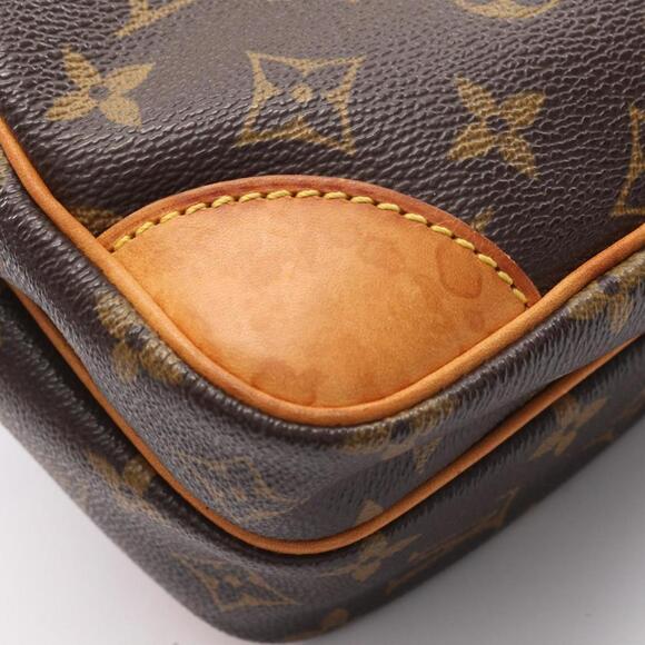 LOUIS VUITTON Brown Monogram Leather Shoulder Bag - Picture 9 of 11